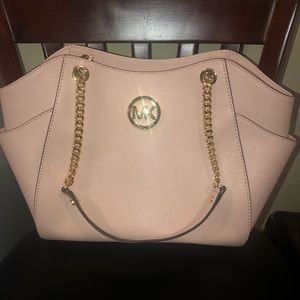 Michael Kors LG chain shoulder leather tote bag